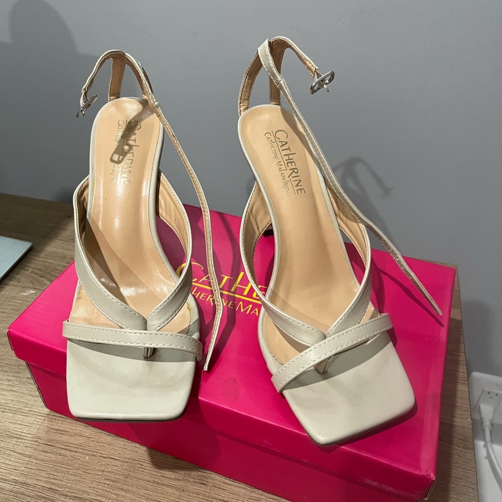 NWT Nude Sandal Strap Heel